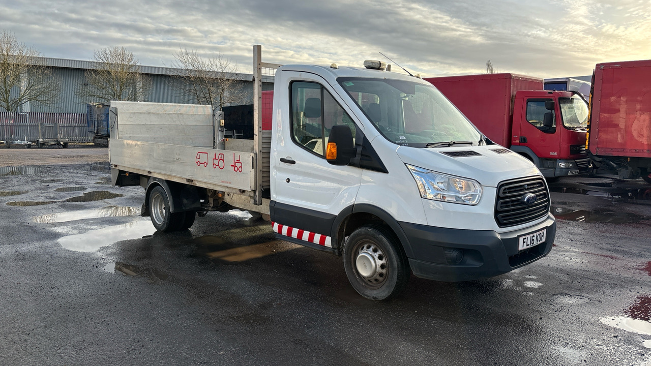 Ford Transit 350 2.2 TDCi 125ps - Utilitaire plateau: photos 1 Ford Transit 350 2.2 TDCi 125ps - Utilitaire plateau: photos 1