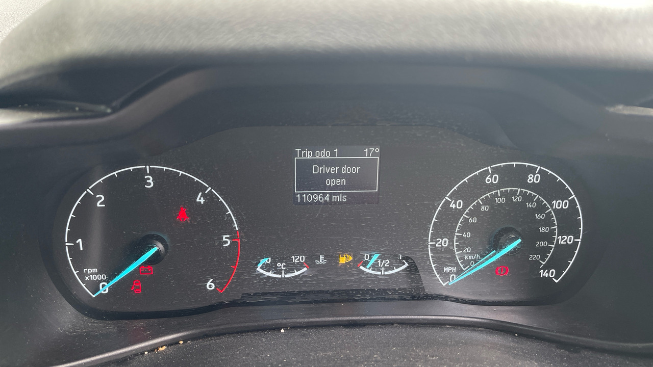 Fourgonnette Ford Transit Connect 1.5 EcoBlue 100ps: photos 6