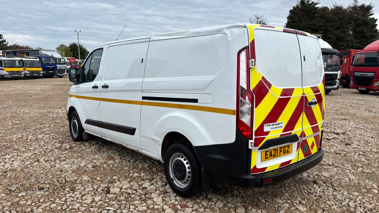 Ford Transit Custom 300 2.0 ECOBLUE 105PS - Fourgonnette: photos 3 Ford Transit Custom 300 2.0 ECOBLUE 105PS - Fourgonnette: photos 3
