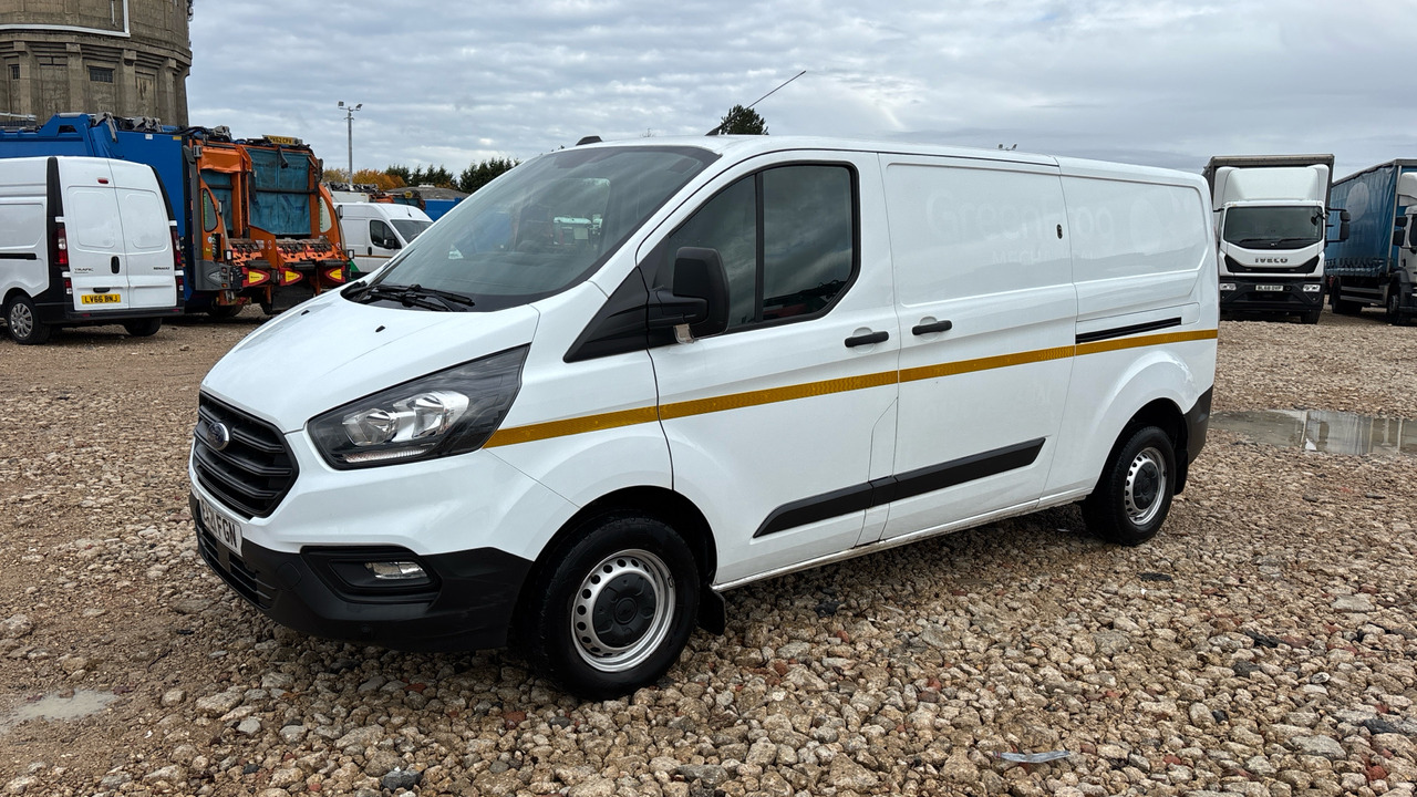 Ford Transit Custom 300 2.0 ECOBLUE 105PS - Fourgonnette: photos 2 Ford Transit Custom 300 2.0 ECOBLUE 105PS - Fourgonnette: photos 2