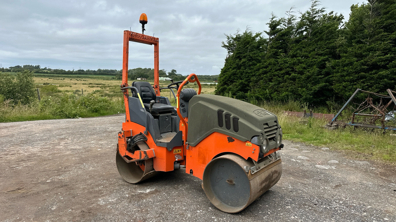 HAMM HD10C VV - Compacteur: photos 1 HAMM HD10C VV - Compacteur: photos 1