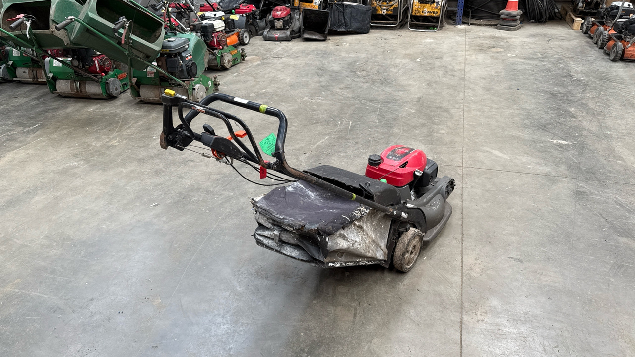 HONDA HRX537 C5HYE - Motofaucheuse: photos 3 HONDA HRX537 C5HYE - Motofaucheuse: photos 3