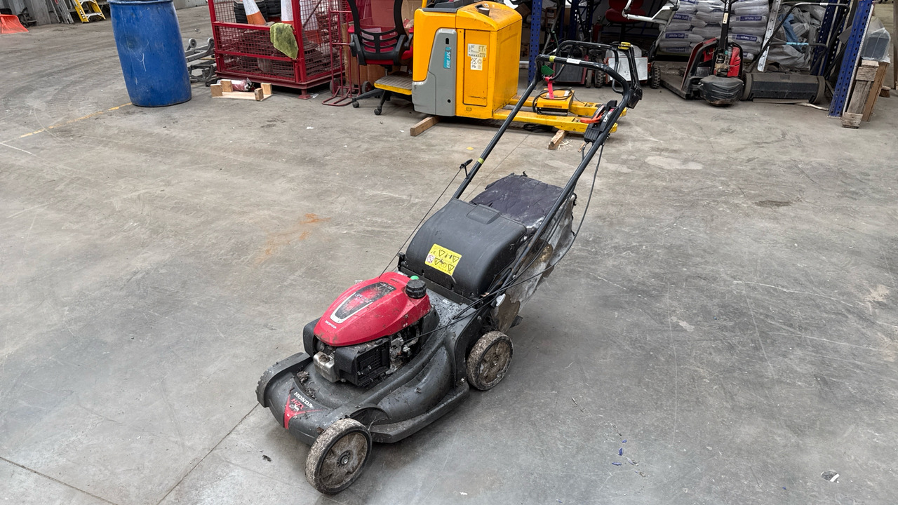 HONDA HRX537 C5HYE - Motofaucheuse: photos 1 HONDA HRX537 C5HYE - Motofaucheuse: photos 1