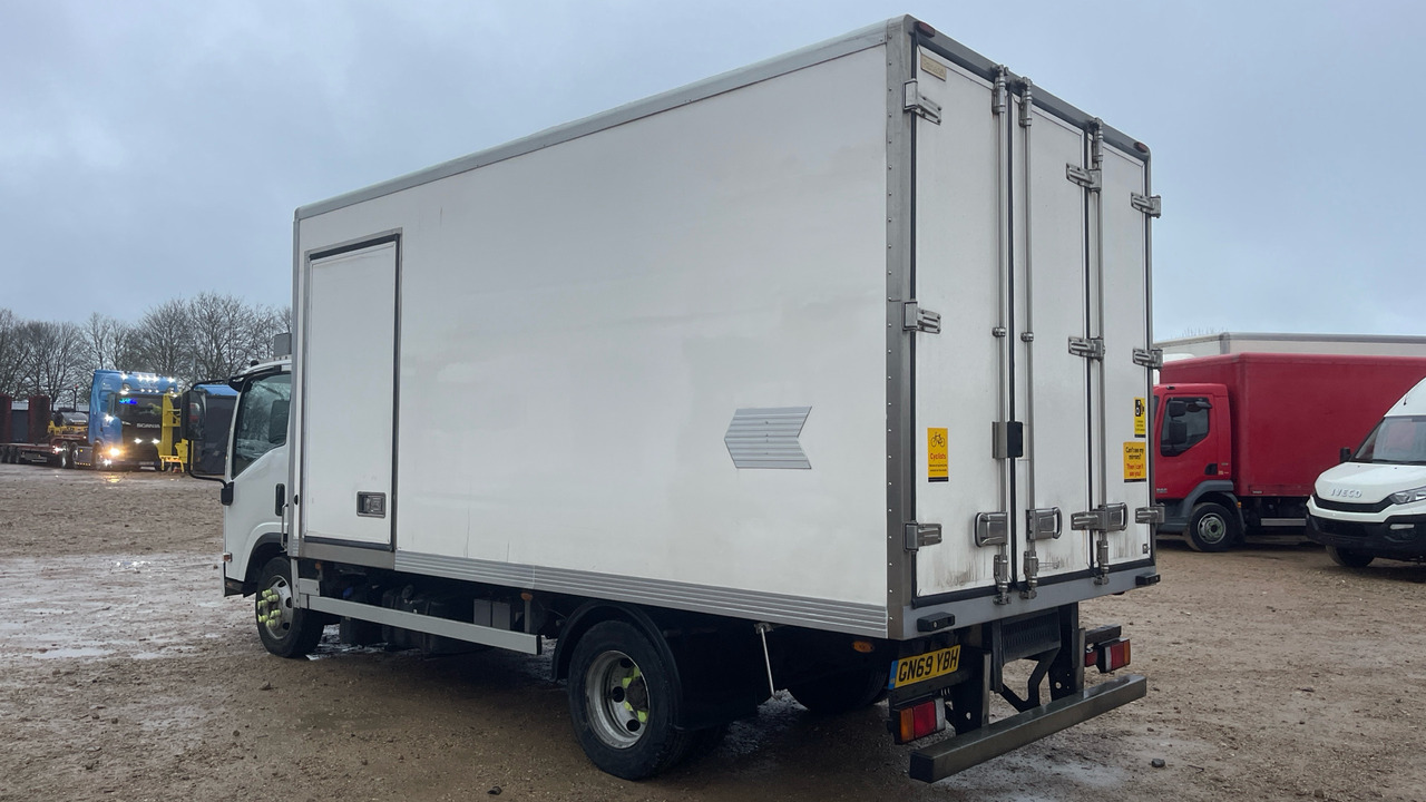 ISUZU N75 150 - Camion frigorifique: photos 3 ISUZU N75 150 - Camion frigorifique: photos 3