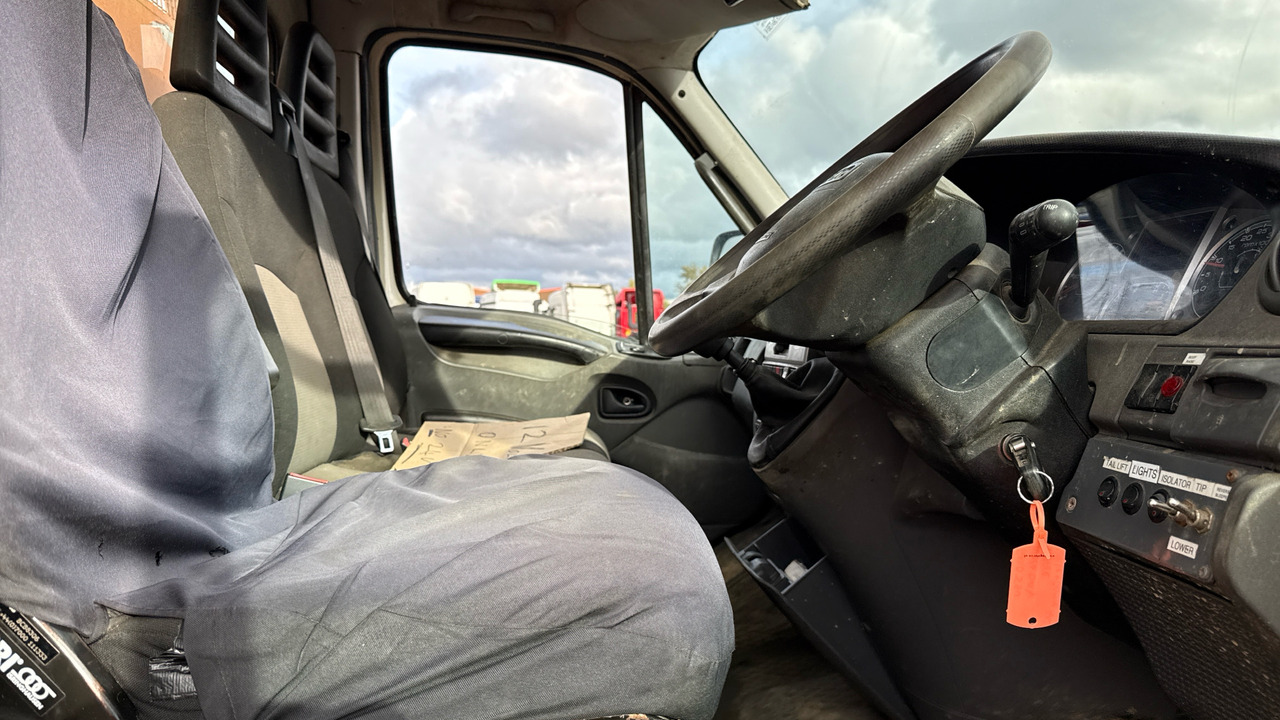 IVECO DAILY 60-180 - Camion benne: photos 5 IVECO DAILY 60-180 - Camion benne: photos 5