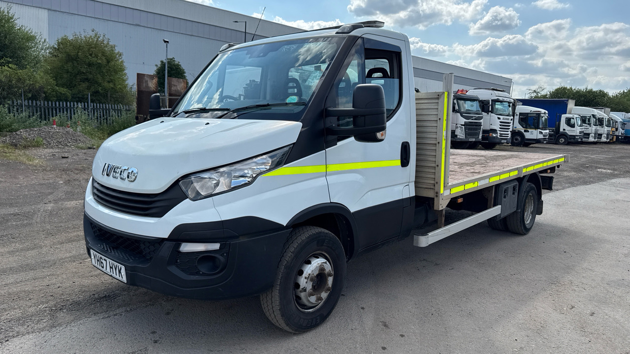 IVECO DAILY 72-180 3.0 4350WB - Camion plateau: photos 2 IVECO DAILY 72-180 3.0 4350WB - Camion plateau: photos 2