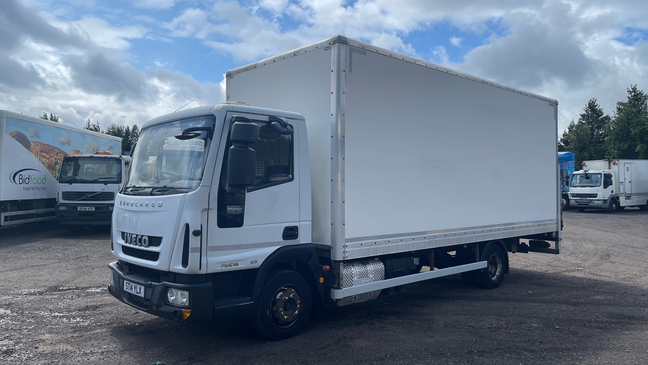 IVECO EUROCARGO 75E16 - Camion fourgon: photos 2 IVECO EUROCARGO 75E16 - Camion fourgon: photos 2