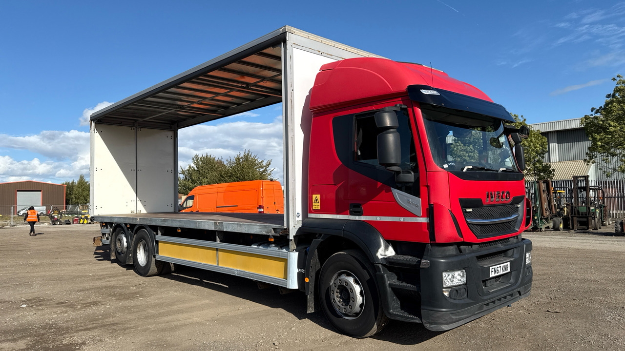 IVECO STRALIS 310 - Camion à rideaux coulissants: photos 1 IVECO STRALIS 310 - Camion à rideaux coulissants: photos 1