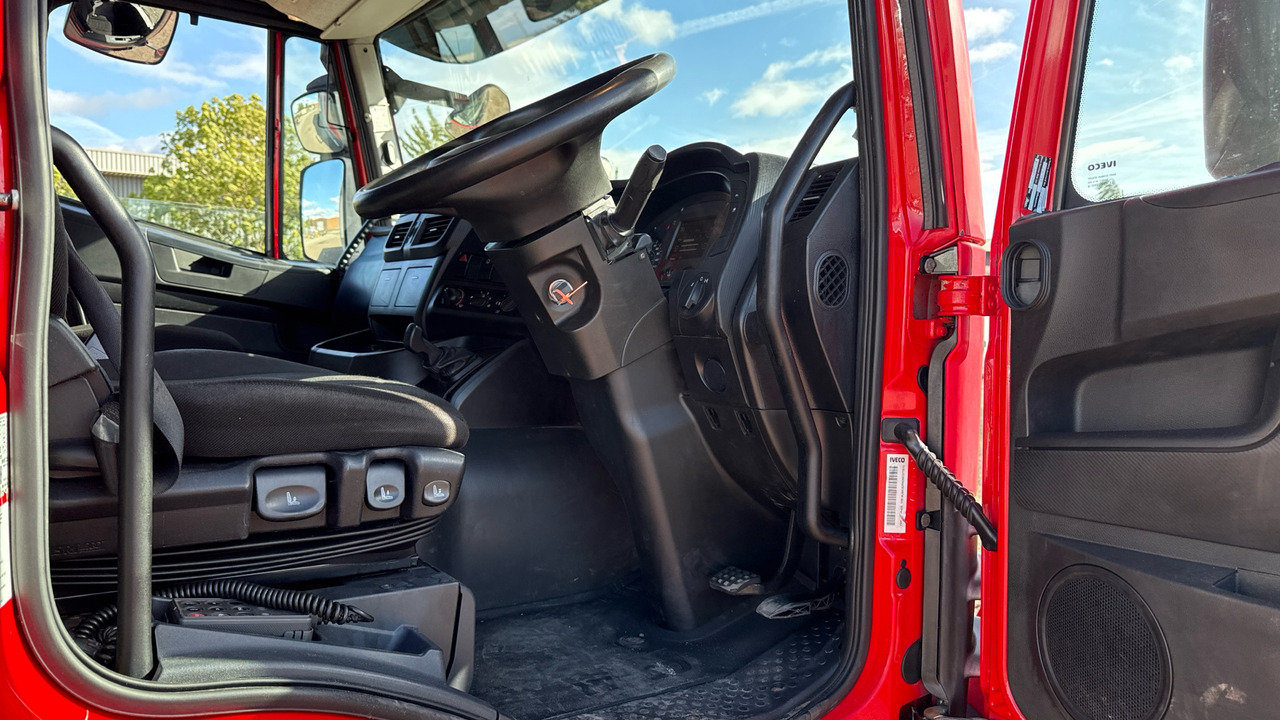 IVECO STRALIS 310 - Camion à rideaux coulissants: photos 5 IVECO STRALIS 310 - Camion à rideaux coulissants: photos 5