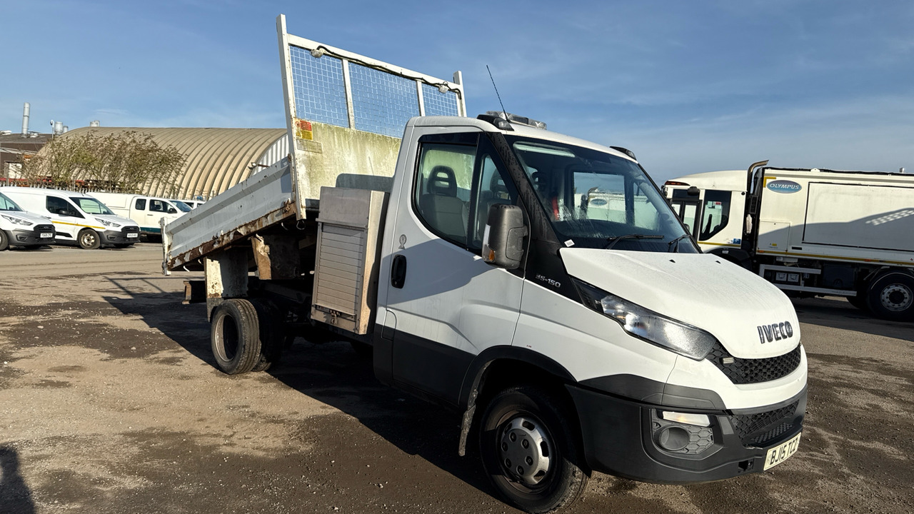 Iveco Daily 35-150 3450 WB - Utilitaire benne: photos 1 Iveco Daily 35-150 3450 WB - Utilitaire benne: photos 1