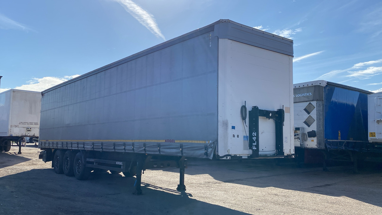 KOGEL CURTAINSIDE EUROLINER - Semi-remorque rideaux coulissants: photos 1 KOGEL CURTAINSIDE EUROLINER - Semi-remorque rideaux coulissants: photos 1