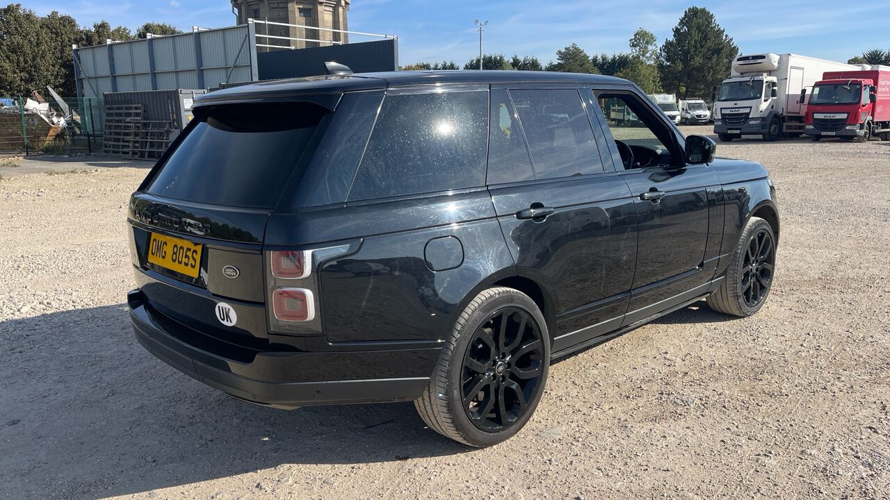 Land Rover Range Rover 4.4 SDV8 Autobiography - SUV: photos 4 Land Rover Range Rover 4.4 SDV8 Autobiography - SUV: photos 4
