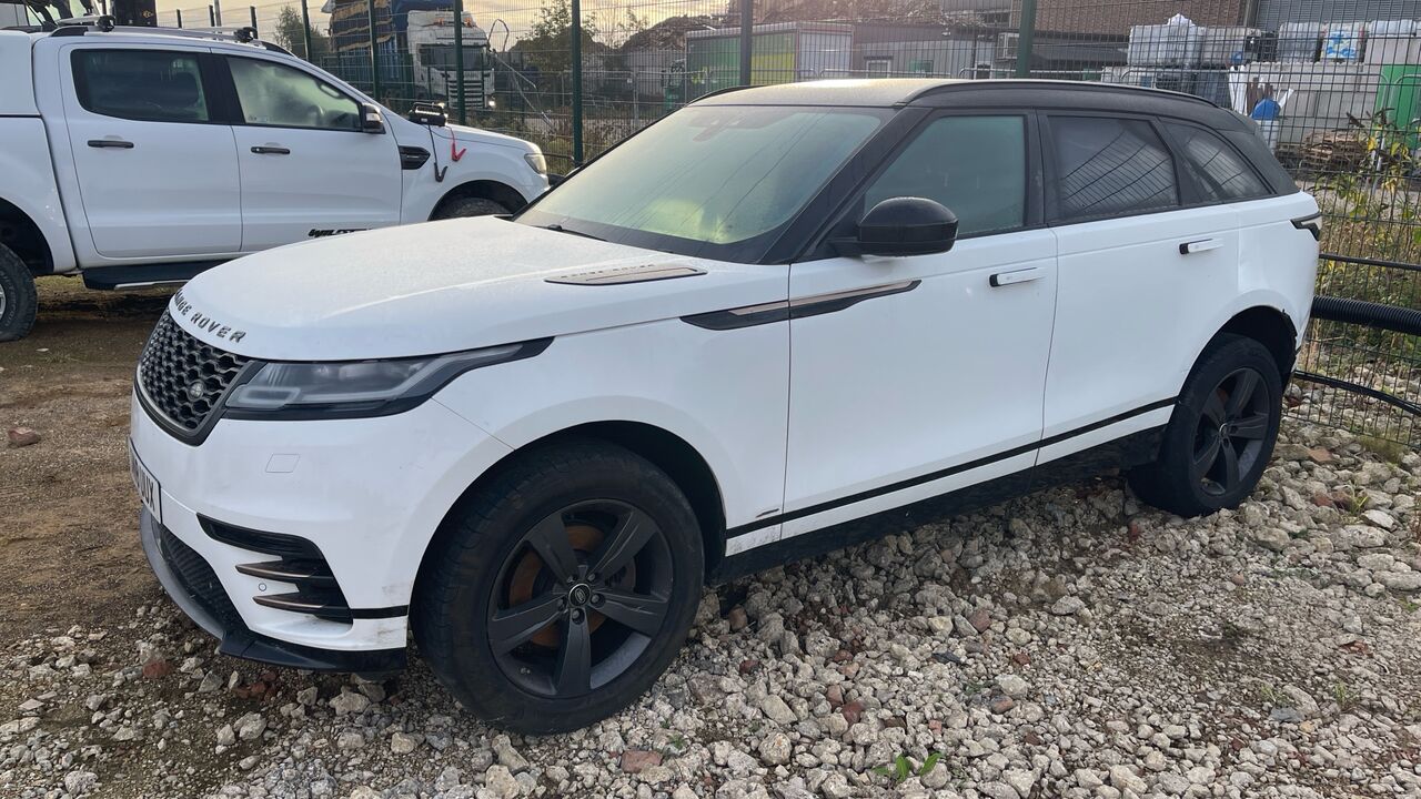 Land Rover Range Rover VELAR 2.0 D180 - Voiture break: photos 2 Land Rover Range Rover VELAR 2.0 D180 - Voiture break: photos 2
