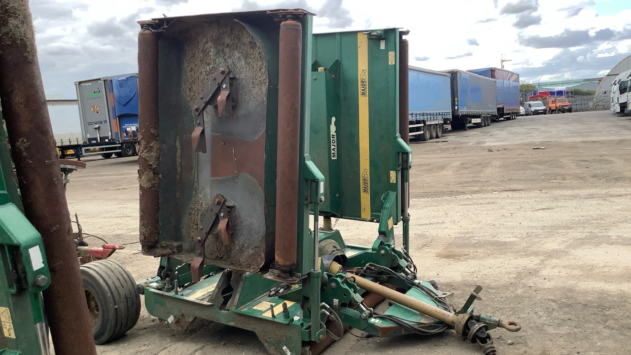 MAJOR 18000GR TRAILER FINISHING MOWER 13/439 - Matériel de chantier: photos 3 MAJOR 18000GR TRAILER FINISHING MOWER 13/439 - Matériel de chantier: photos 3