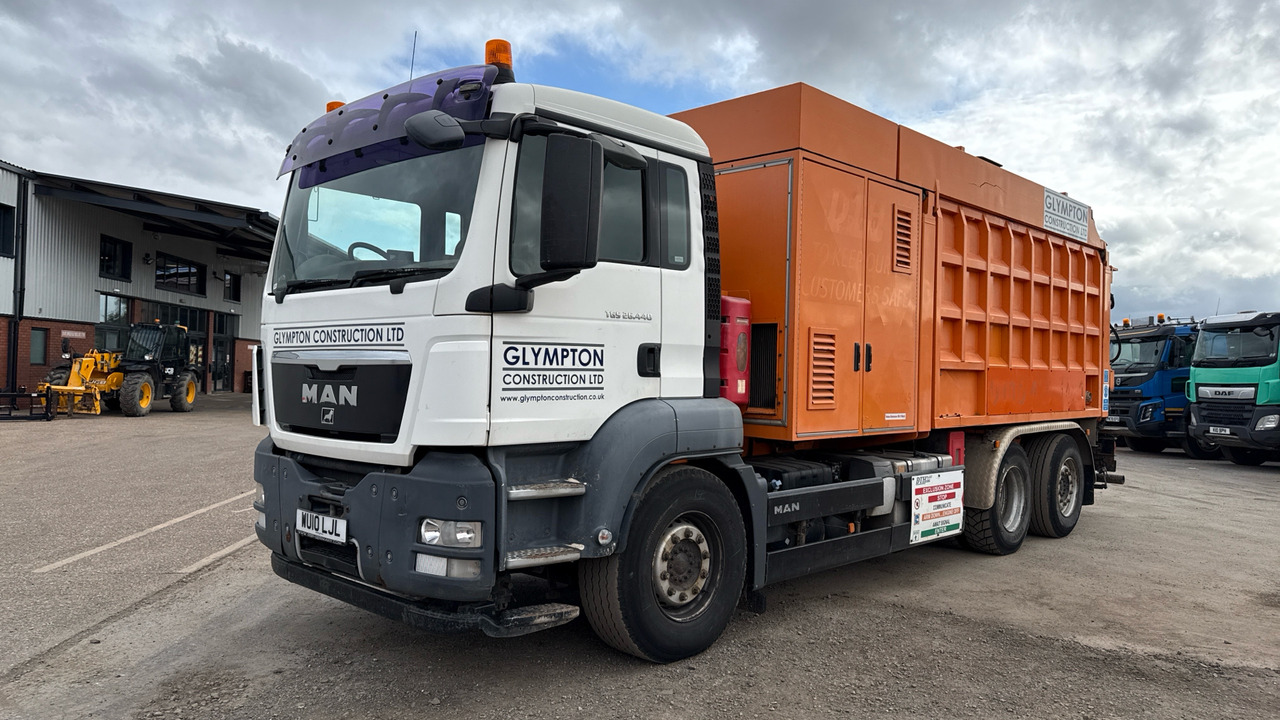 MAN TGS 26.440 - Camion hydrocureur: photos 2 MAN TGS 26.440 - Camion hydrocureur: photos 2