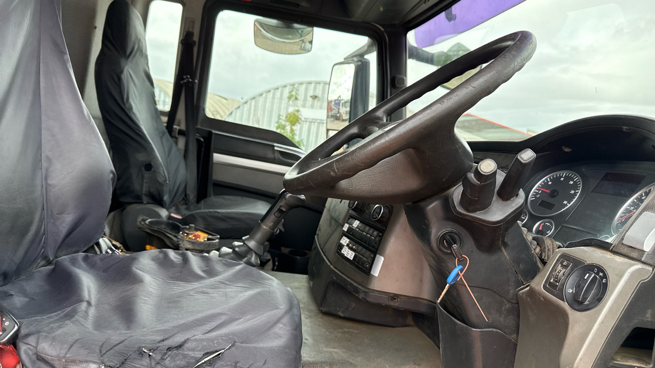 MAN TGS 26.440 - Camion hydrocureur: photos 5 MAN TGS 26.440 - Camion hydrocureur: photos 5