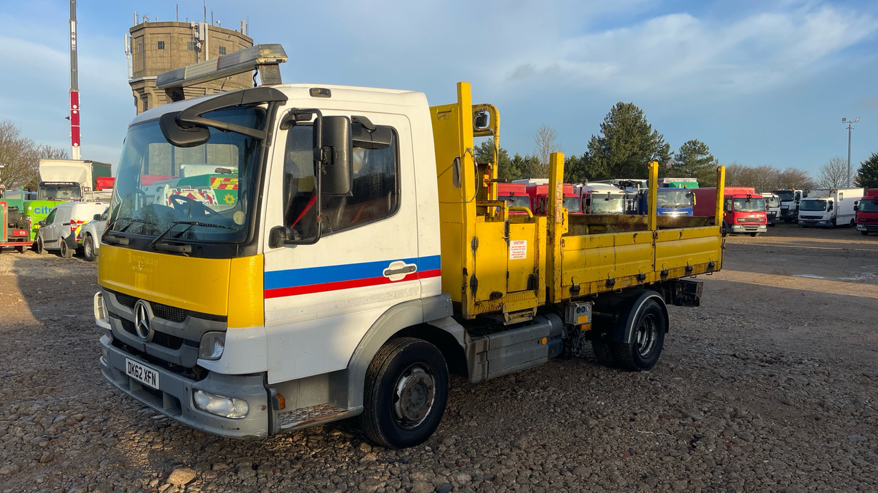 MERCEDES-BENZ ATEGO 816 - Camion benne: photos 2 MERCEDES-BENZ ATEGO 816 - Camion benne: photos 2