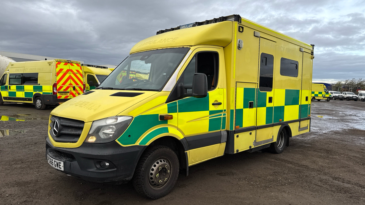 MERCEDES-BENZ SPRINTER 519 CDI - Ambulance: photos 2 MERCEDES-BENZ SPRINTER 519 CDI - Ambulance: photos 2