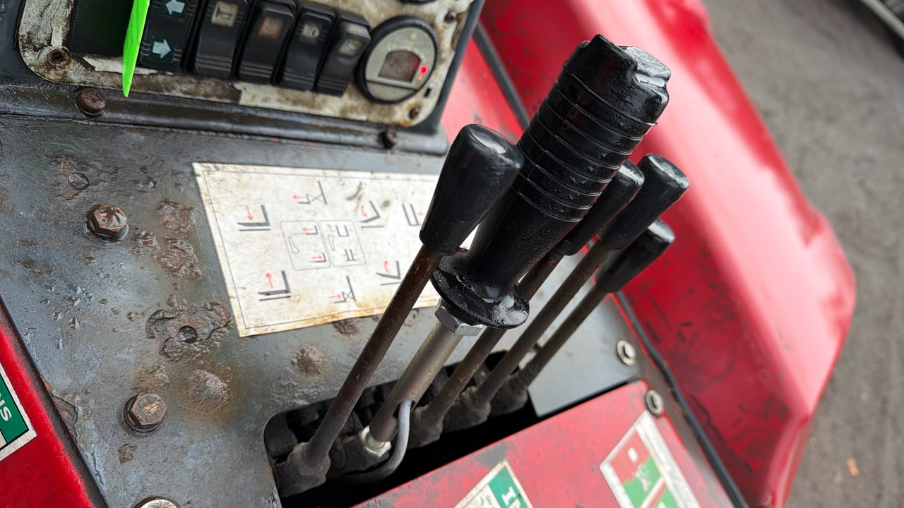 Chariot embarqué MOFFETT M4 20.3: photos 8