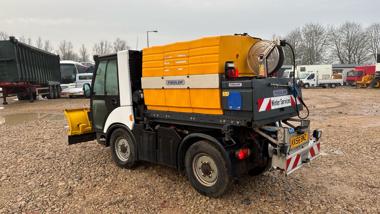 MULTICAR - Engin de déneigement: photos 3 MULTICAR - Engin de déneigement: photos 3