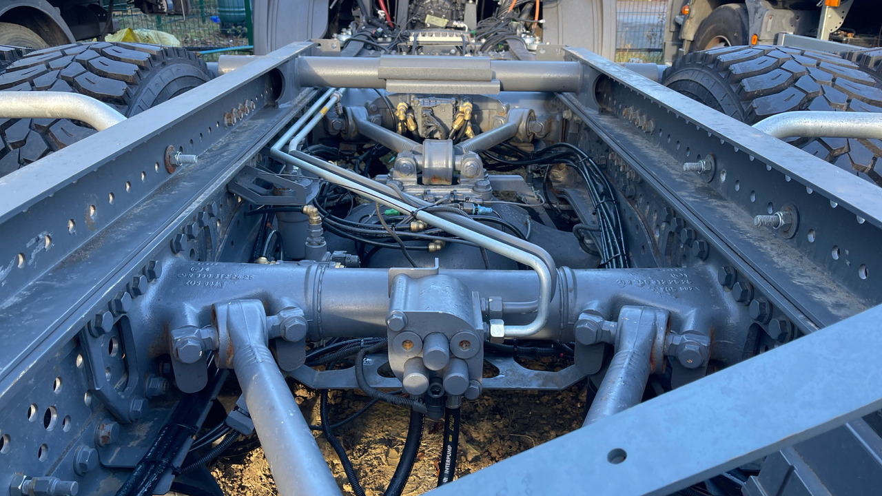 Châssis cabine, Camion électrique Mercedes-Benz Econic: photos 19 Châssis cabine, Camion électrique Mercedes-Benz Econic: photos 19