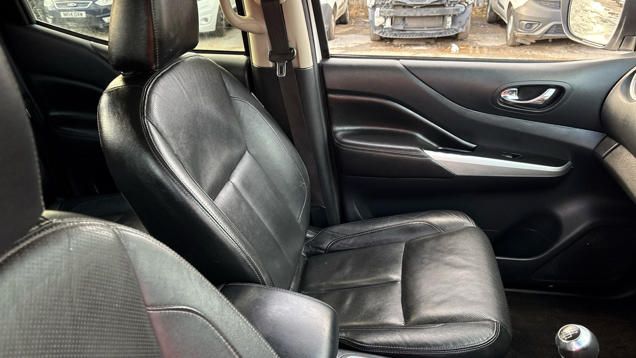Pick-up Nissan Navara Tekna 2.3 DCI 190PS: photos 8