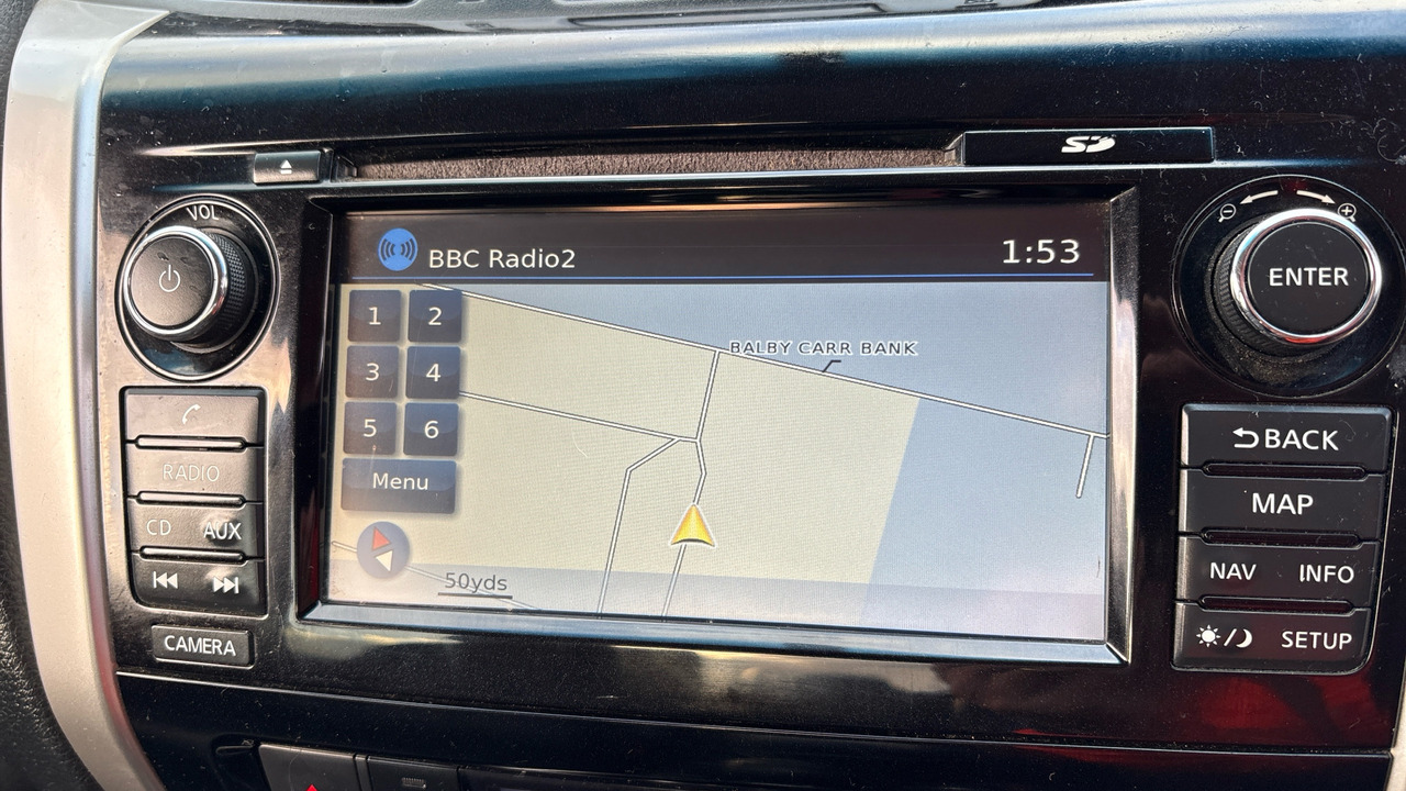 Pick-up Nissan Navara Tekna 2.3 DCI 190PS: photos 13