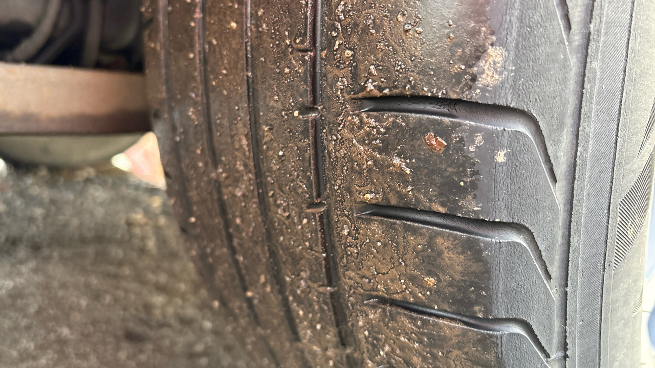 Pick-up Nissan Navara Tekna 2.3 DCI 190PS: photos 27