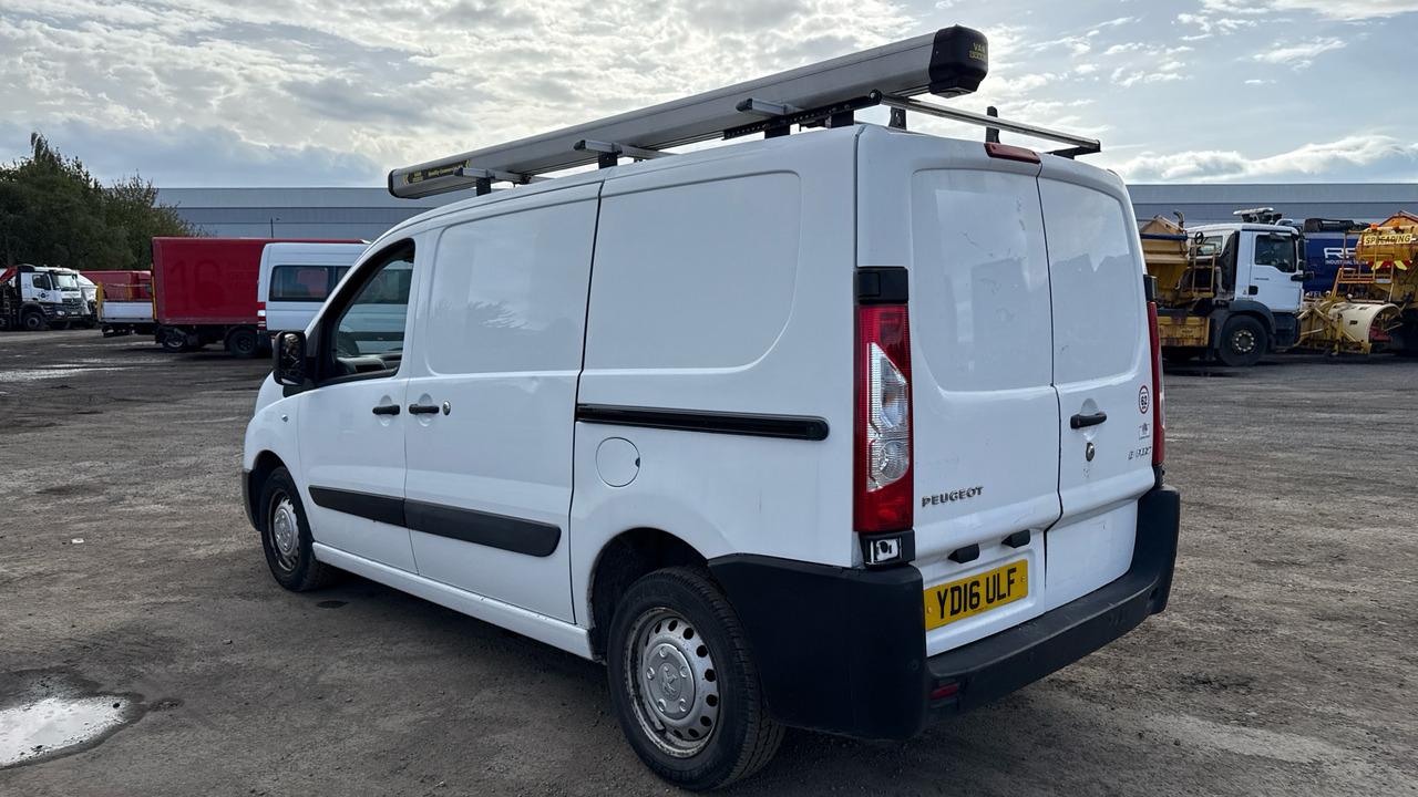 PEUGEOT EXPERT 1000 1.6 HDI 90 HPS - Fourgonnette: photos 3 PEUGEOT EXPERT 1000 1.6 HDI 90 HPS - Fourgonnette: photos 3