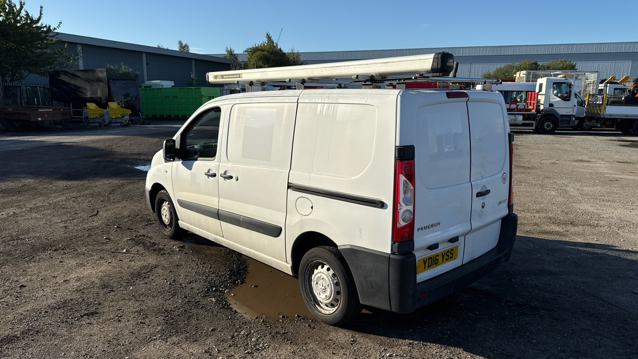PEUGEOT EXPERT 1000 1.6 HDI 90PS - Fourgonnette: photos 3 PEUGEOT EXPERT 1000 1.6 HDI 90PS - Fourgonnette: photos 3