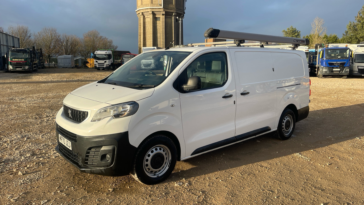 PEUGEOT EXPERT PROFESSIONAL 1.5 BLUEHDI - Fourgon utilitaire: photos 2 PEUGEOT EXPERT PROFESSIONAL 1.5 BLUEHDI - Fourgon utilitaire: photos 2