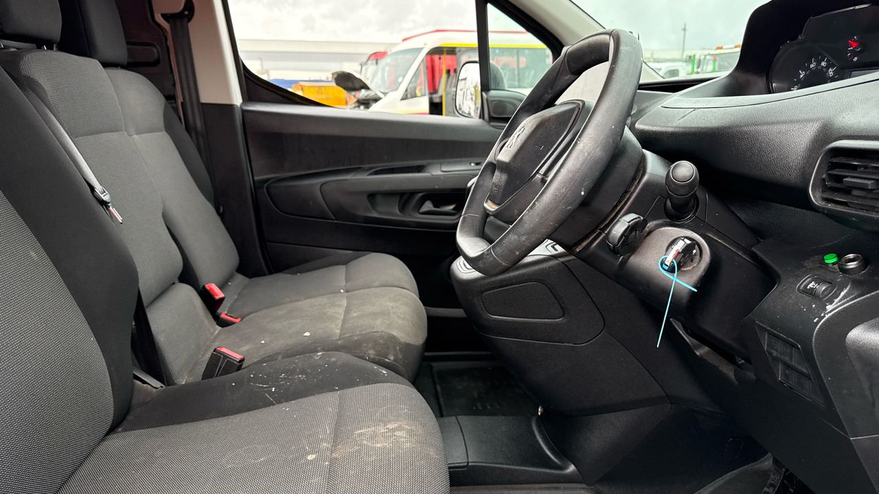 PEUGEOT PARTNER 1000 1.5 BlueHDi 100PS - Fourgonnette: photos 5 PEUGEOT PARTNER 1000 1.5 BlueHDi 100PS - Fourgonnette: photos 5