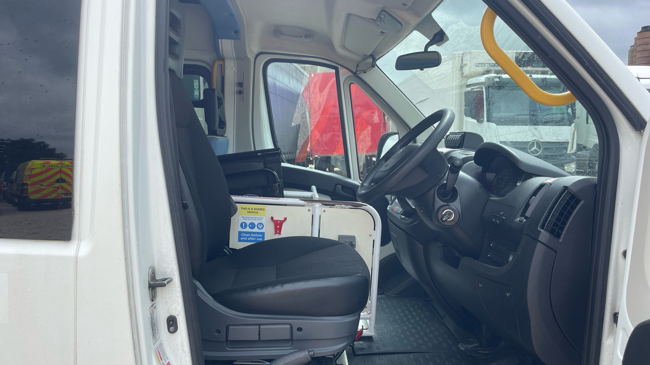 Peugeot Boxer 2.0 BLUE HDI 130PS - Ambulance: photos 5 Peugeot Boxer 2.0 BLUE HDI 130PS - Ambulance: photos 5