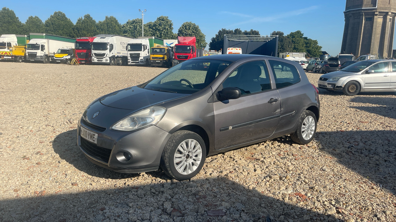 RENAULT CLIO 1.2 16V - Voiture à hayon: photos 2 RENAULT CLIO 1.2 16V - Voiture à hayon: photos 2