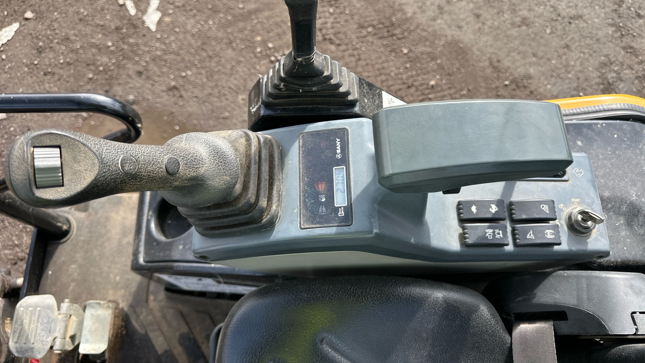 Mini pelle SANY SY16C: photos 7