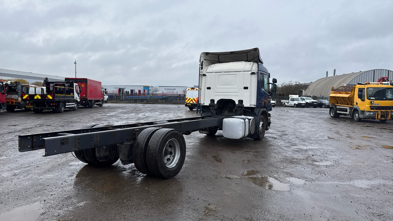 SCANIA P 230 - Châssis cabine: photos 4 SCANIA P 230 - Châssis cabine: photos 4