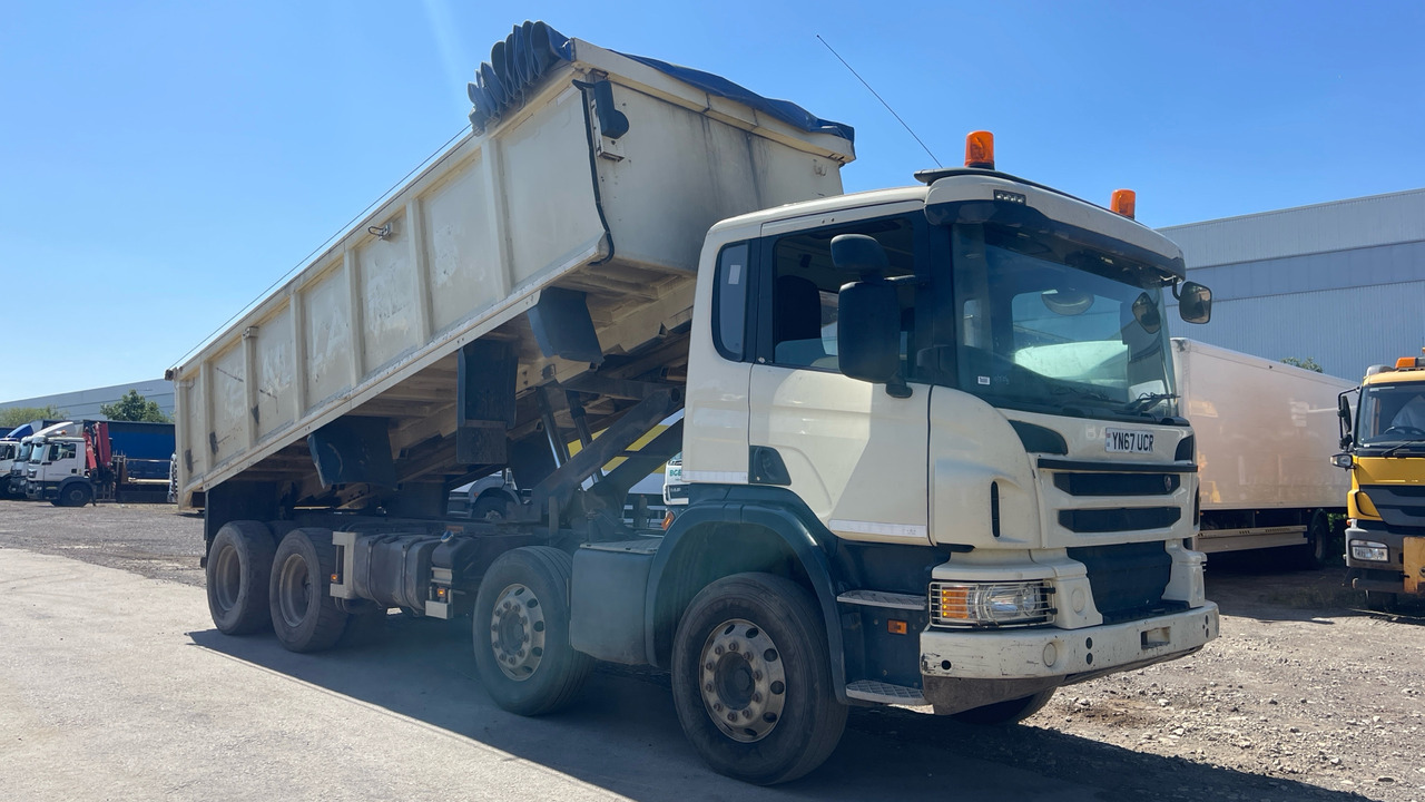 SCANIA P 370 - Camion benne: photos 1 SCANIA P 370 - Camion benne: photos 1