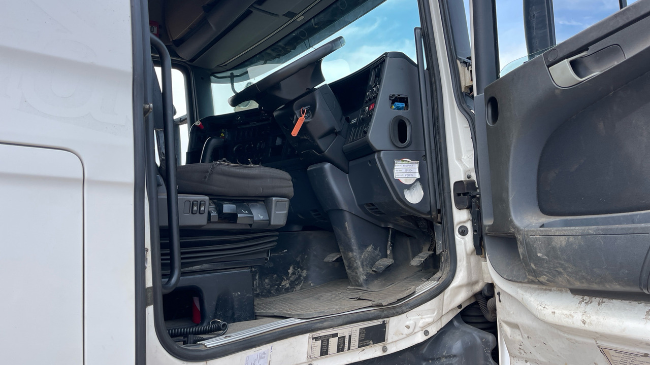 SCANIA R 450 - Camion plateau, Camion grue: photos 5 SCANIA R 450 - Camion plateau, Camion grue: photos 5