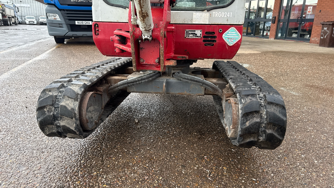 Mini pelle TAKEUCHI TB016: photos 26