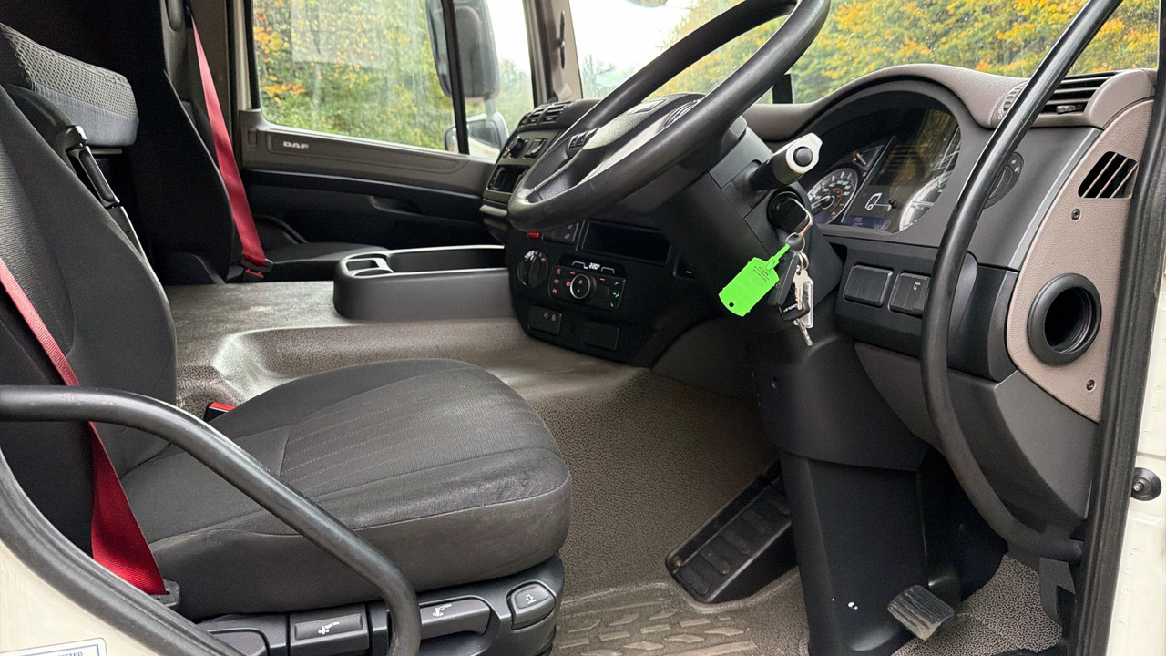 DAF CF 530 - Tracteur routier: photos 5 DAF CF 530 - Tracteur routier: photos 5