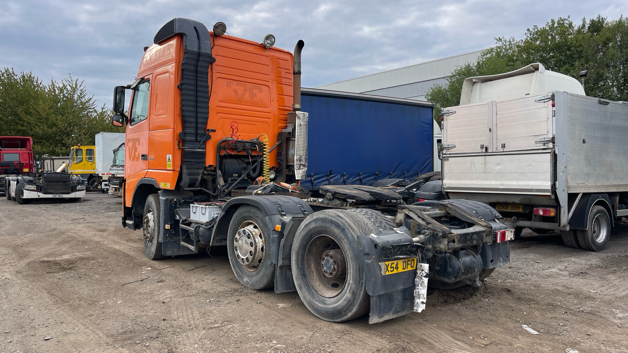 VOLVO FH 12 - Tracteur routier: photos 4 VOLVO FH 12 - Tracteur routier: photos 4
