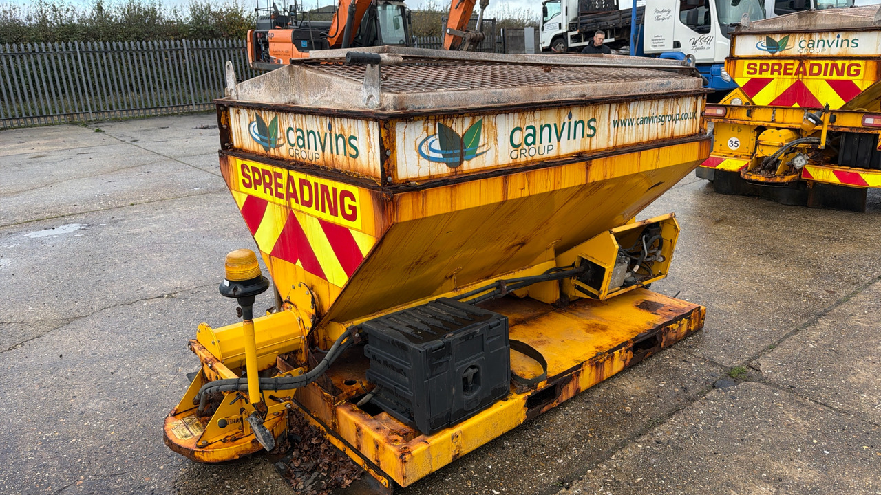 VALE GRITTER BODY - Epandeur de sable: photos 3 VALE GRITTER BODY - Epandeur de sable: photos 3