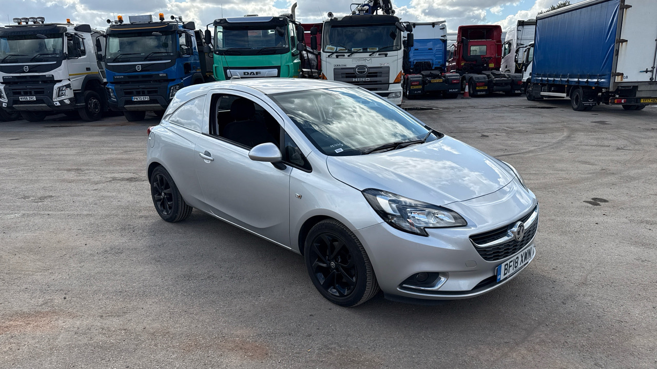 VAUXHALL CORSA 1.3 CDTi 16V 95ps Sportive - Voiture: photos 1 VAUXHALL CORSA 1.3 CDTi 16V 95ps Sportive - Voiture: photos 1