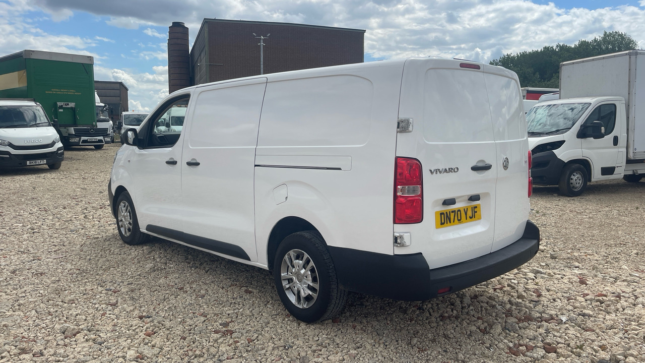 VAUXHALL VIVARO 2900 1.5D 100PS - Fourgonnette: photos 3 VAUXHALL VIVARO 2900 1.5D 100PS - Fourgonnette: photos 3