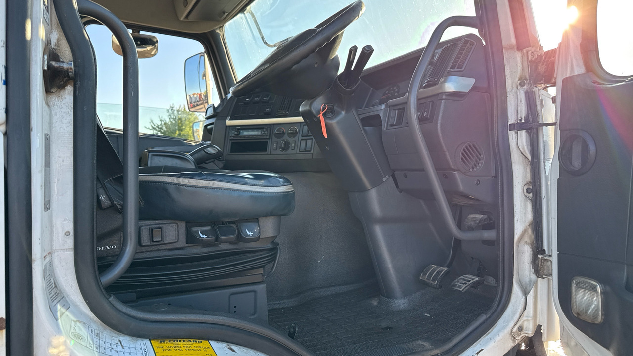 Volvo FMX 380 - Camion ampliroll: photos 5 Volvo FMX 380 - Camion ampliroll: photos 5
