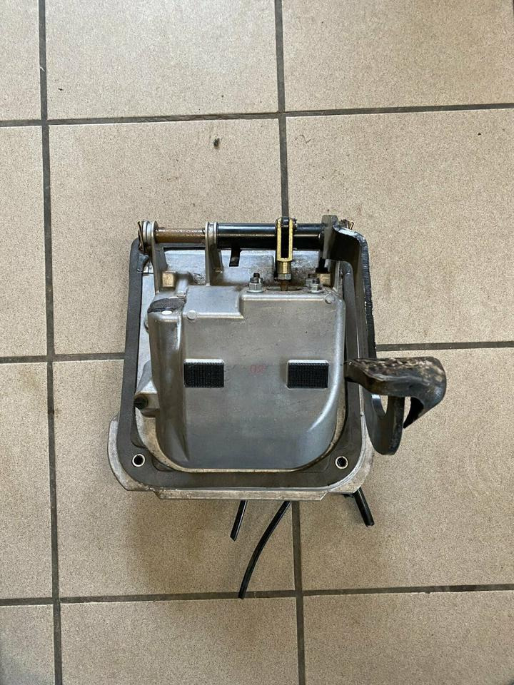 Actros MP2 Fußbremsventil A 934 294 00 01 WABCO 4800010110 - Valve de frein pour Camion: photos 3 Actros MP2 Fußbremsventil A 934 294 00 01 WABCO 4800010110 - Valve de frein pour Camion: photos 3