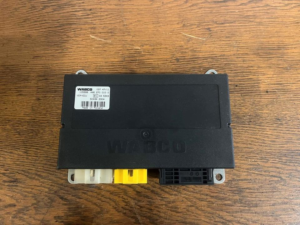 IVECO WABCO VCM-ECU Steuergerät 504342304 - Bloc de gestion: photos 2 IVECO WABCO VCM-ECU Steuergerät 504342304 - Bloc de gestion: photos 2