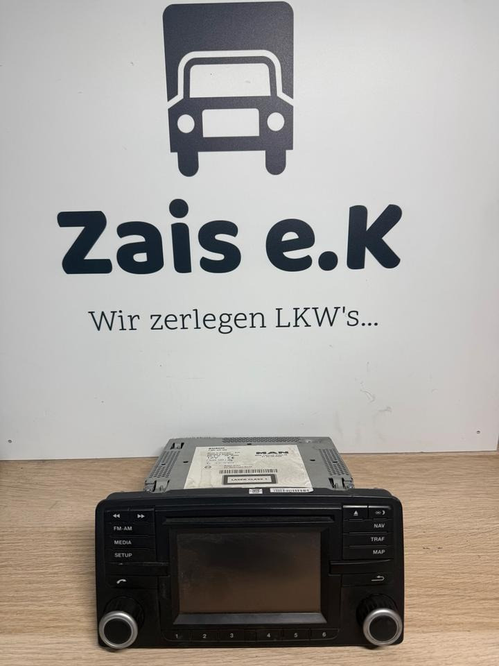 MAN BOSCH Multimedia Radio 81.28100-6026 - Système de navigation pour Camion: photos 1 MAN BOSCH Multimedia Radio 81.28100-6026 - Système de navigation pour Camion: photos 1