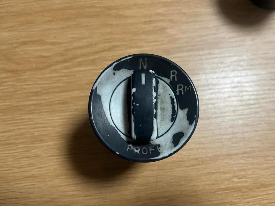 MAN DNR Automatikschalter TGA TGL TGM TGS TGX 81255250245 - Système électrique pour Camion: photos 1 MAN DNR Automatikschalter TGA TGL TGM TGS TGX 81255250245 - Système électrique pour Camion: photos 1