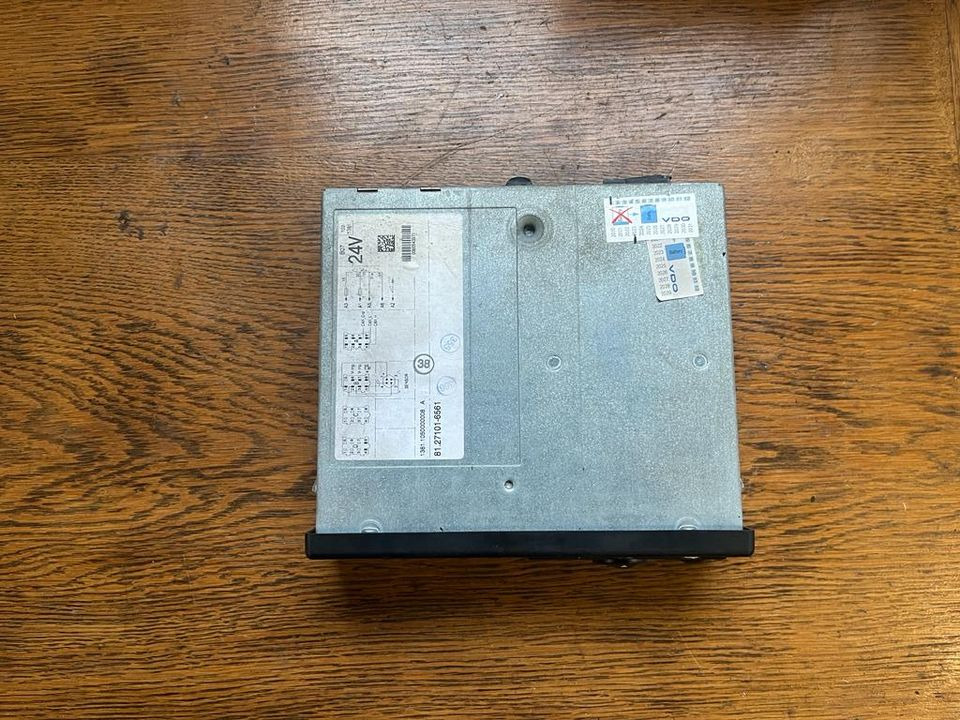 MAN TGX TGS TGA TGL Tachograph 81.27101-6561 - Chronotachygraphe pour Camion: photos 4 MAN TGX TGS TGA TGL Tachograph 81.27101-6561 - Chronotachygraphe pour Camion: photos 4